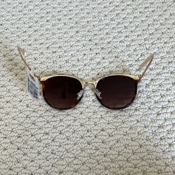 NWT A New Day Sunglasses- tortoise shell fans gold frames - Picture 4 of 6